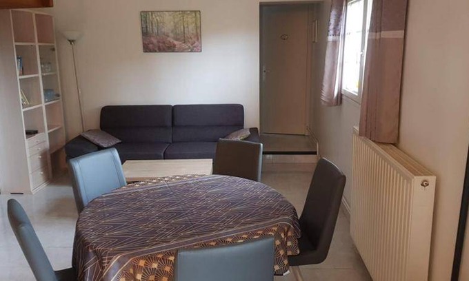 Paray-le-Monial House | 75 m² House ∙ 2 bedrooms ∙ 6 guests