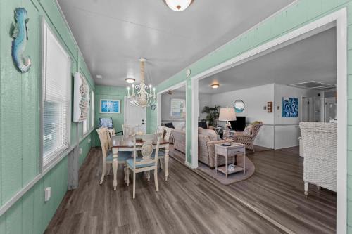 Avon House | 7570 - Robin's Nest by Resort Realty