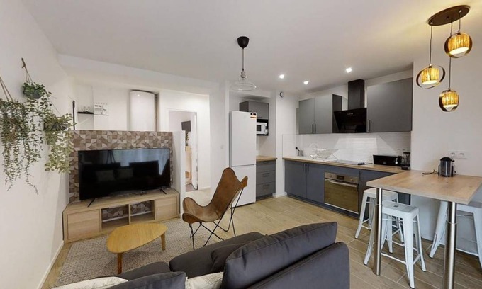 Toulouse South-East Resort | 79 m² Private room ∙ 1 bedroom ∙ 1 guest