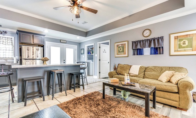 Little Rock House | 8 Mi to Dwtn Little Rock - Home w/Fenced Yard!