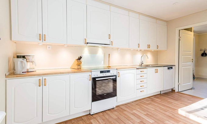 Ho House | 8 person holiday home in Blåvand