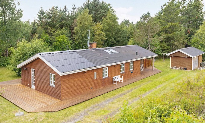 Strandby House | 8 person holiday home in Jerup-By Traum