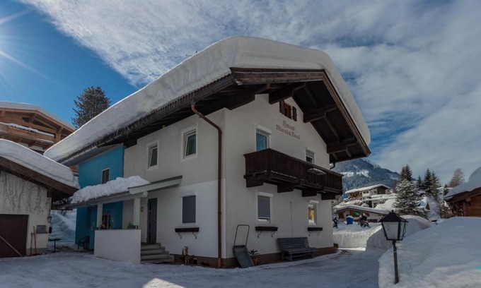 Kitzbuehel Apartment | 80 m² Apartment ∙ 3 bedrooms ∙ 6 guests
