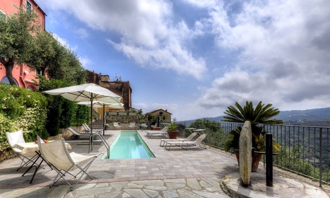 Civezza Apartment | 80 m² Apartment ∙ 2 bedrooms ∙ 5 guests