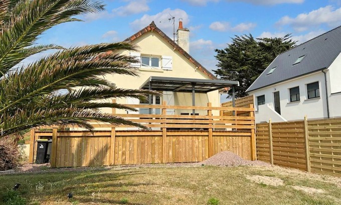 Denneville House | 80 m² House ∙ 3 bedrooms ∙ 6 guests