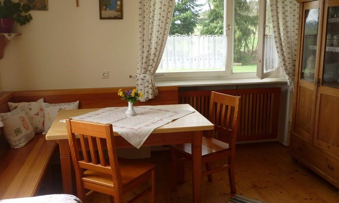 Schorndorf Apartment | 80 sqm vacation apartment with two bedrooms and barbecue and campfire area