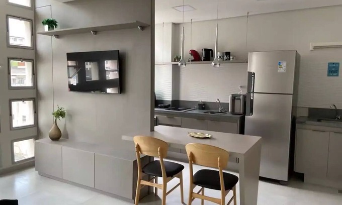 Centro Apartment | 802 Beautiful STUDIO in downtown Belo Horizonte near Praça Sete