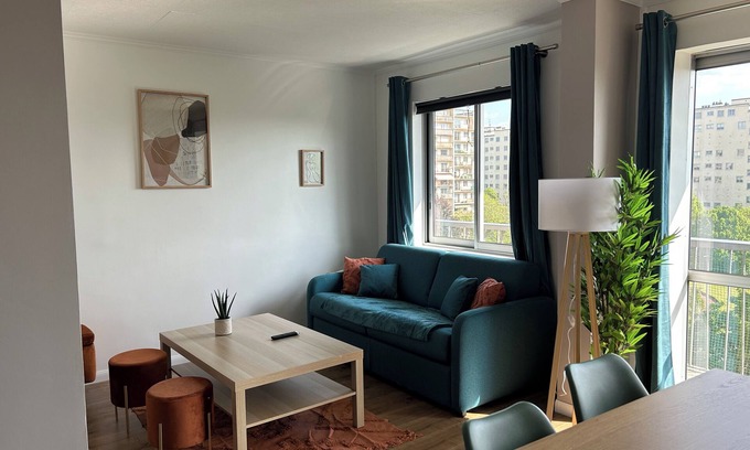 Fresnes Apartment | 82 m2/Modern/Free parking/Metro 14 10min + RER B 7 minutes away