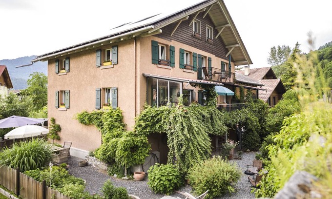 Wilderswil Apartment | 84 m² Apartment ∙ 2 bedrooms ∙ 4 guests