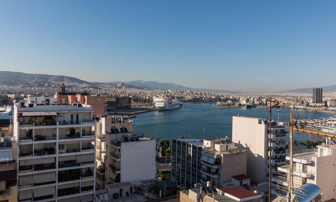 Piraeus Apartment | 85 m² Apartment ∙ 2 bedrooms ∙ 4 guests