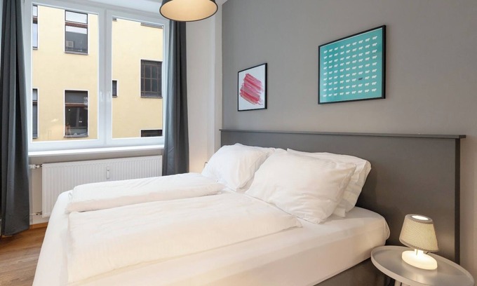 Moabit Apartment | 85 SQM & 2 BEDROOM INTERIOR-DESIGNED APARTMENT BY BENSIMON