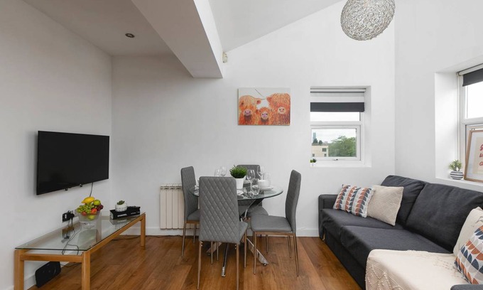 Golborne Apartment | 850 m² Apartment ∙ 3 bedrooms ∙ 6 guests