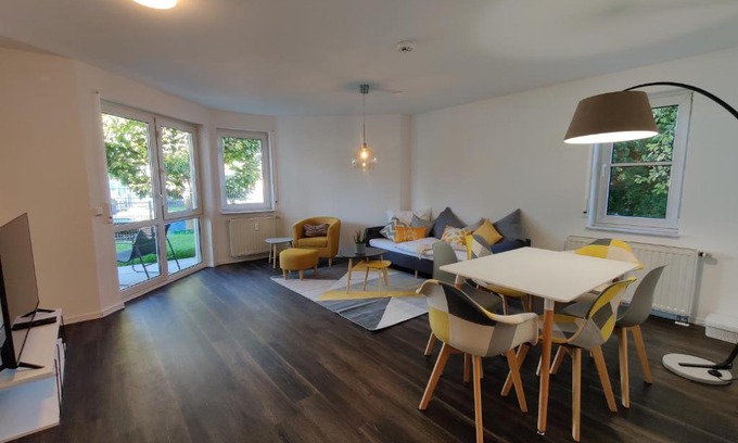 Grossheppach Apartment | 85qm, 4 bedroom, parking, King-Bed, Wifi, Netflix