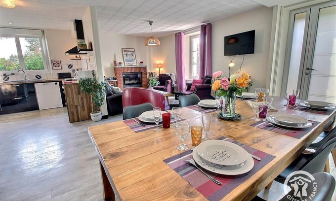 Plouasne House | 89 m² Gîte ∙ 4 bedrooms ∙ 8 guests