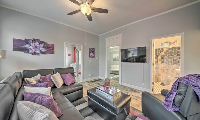 St. Louis House | 9 Mi to Dtwn: Vibrant St Louis Home!