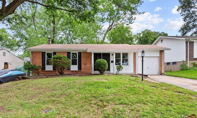Airport Township House | 9 Mi to Forest Park: Pet-Friendly Home in St Louis