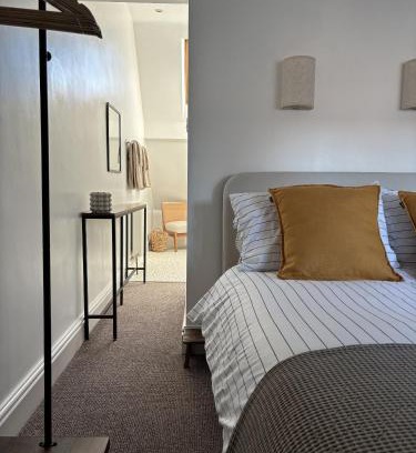 Leek House | 9 Portland Street