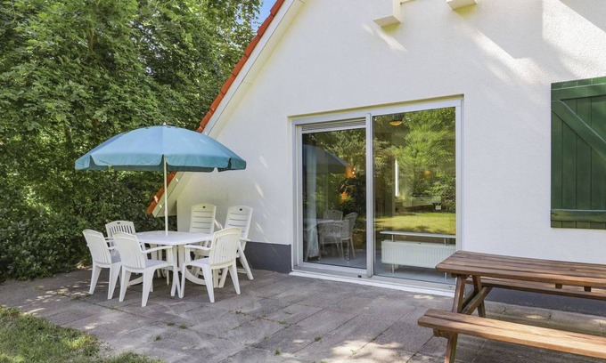 Lauwersoog House | 90 m² Bungalow ∙ 2 bedrooms ∙ 4 guests