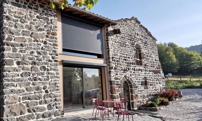 Arsac-en-Velay Cottage | 90 m² Cabin ∙ 1 bedroom ∙ 4 guests