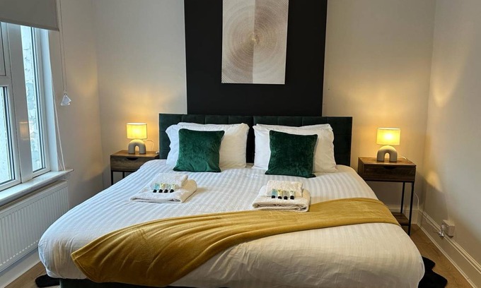 Gloucester House | 90 m² House ∙ 3 bedrooms ∙ 8 guests