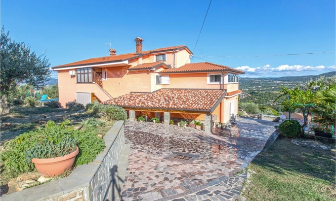 Koper Apartment | 91 m² Apartment ∙ 3 bedrooms ∙ 8 guests