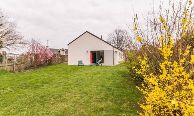 Nozay Cottage | 91 m² Cabin ∙ 3 bedrooms ∙ 6 guests