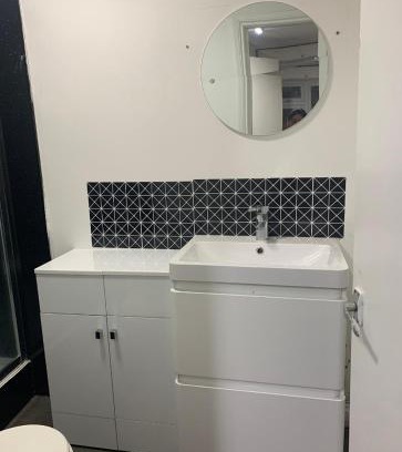 Purley Apartment | 949 Brighton Road purley
