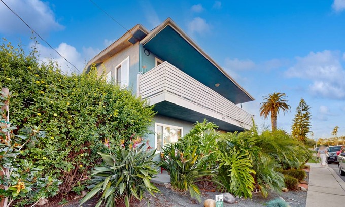 North Pacific Beach House | 96 m² House ∙ 2 bedrooms ∙ 6 guests