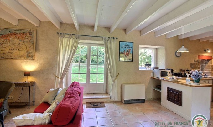 Mellionnec House | 97 m² Gîte ∙ 2 bedrooms ∙ 4 guests