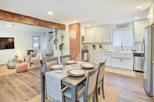 East Village House | 97 m² House ∙ 2 bedrooms ∙ 6 guests