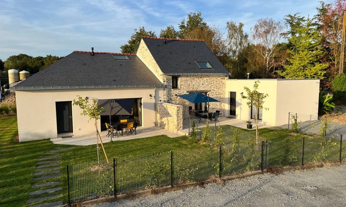 Nort-sur-Erdre Cottage | 98 m² Cabin ∙ 3 bedrooms ∙ 6 guests