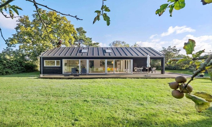 Melby House | 98 m² House ∙ 3 bedrooms ∙ 6 guests