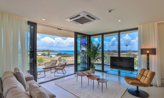 Maho Apartment | A-202 Modern 1 bedroom apartment in beautiful beachfront residence