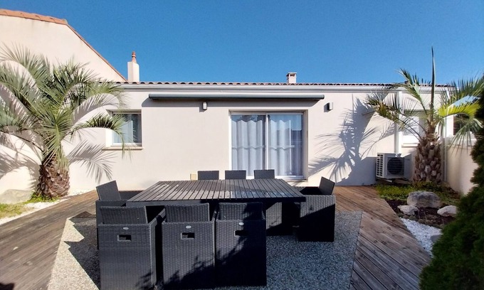 Saint-Georges-de-Didonne House | A 300 m Plage 800 m Commerces 6 Couchages 107 m2- 4 Plain-pied Internet