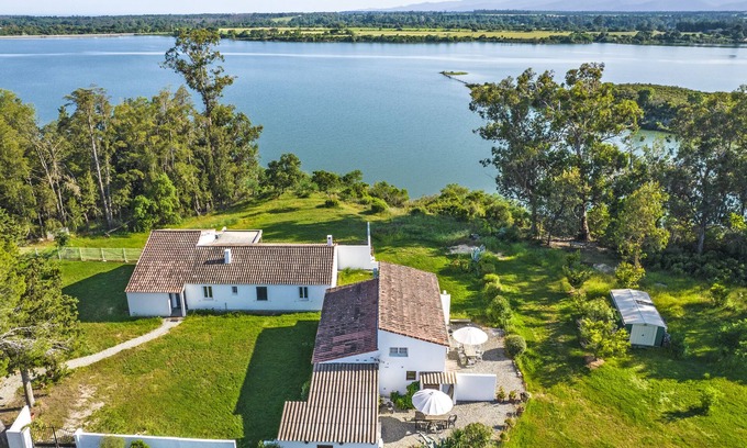 Aleria Villa | A 5 km from Aleria and beaches, quiet, nature, lake (150 m)
