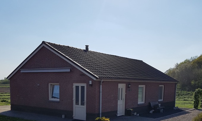 Vortum-Mullem House | A beautiful bungalow located on the edge of a nature reserve