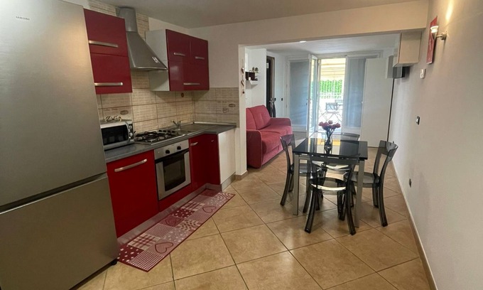 Peretola Apartment | A bright, cozy and fully equipped apartment.