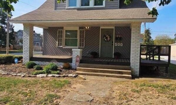 Holdenville House | A classic home in the heart of Holdenville!