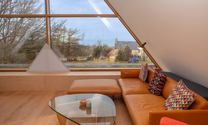 Newport House | A contemporary Welsh Eco house, set in an acre of land nestled on the Preseli Hills above the sea