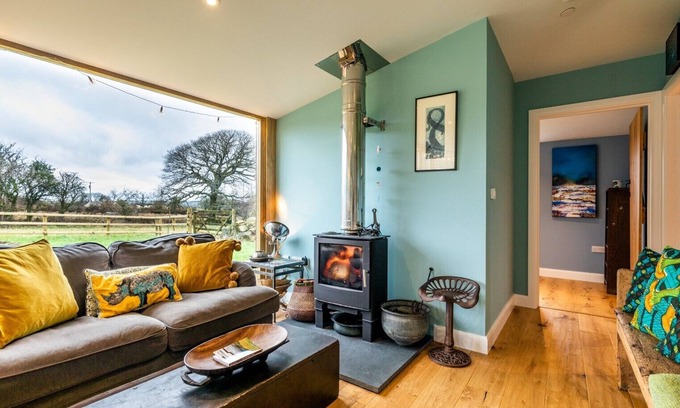 Newport Cottage | A cosy cottage for 5 at the foothills of the Preseli Mountains