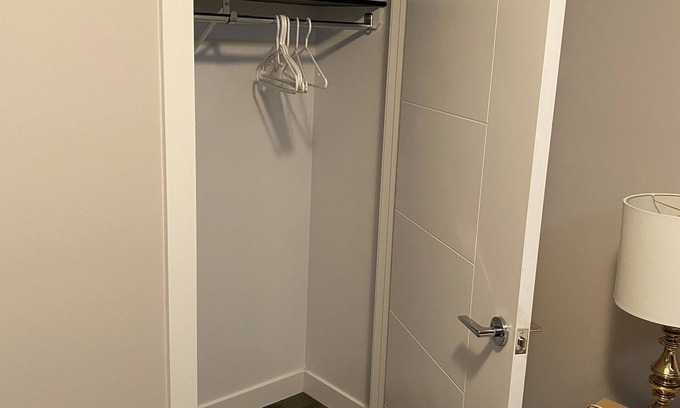 Saskatoon House | A cozy 1 bedroom suit