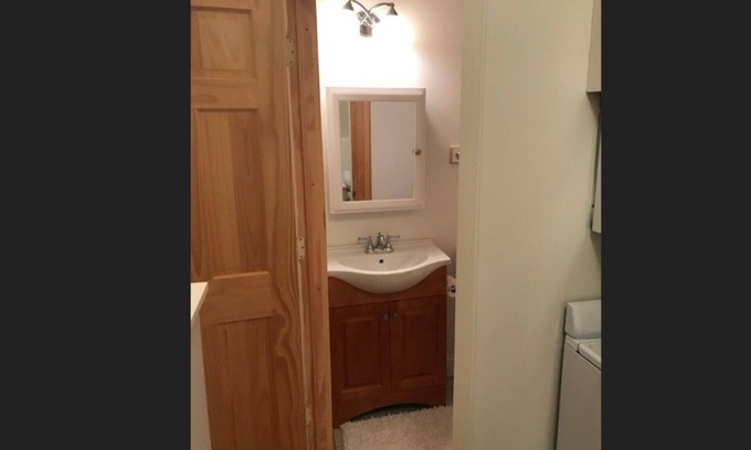 Northampton Condo | A cozy rest in tiny home of a nest (downtown Northampton)