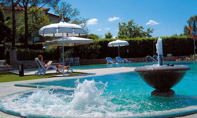 Cenaia Apartment | A Daisy in the Villa