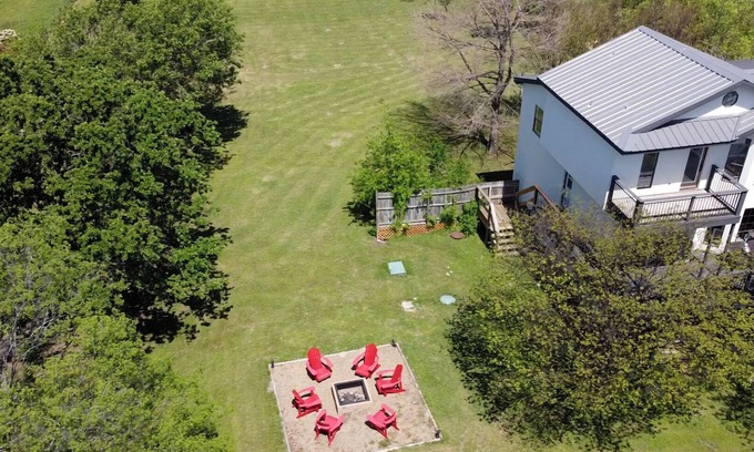 Eureka House | A dream retreat on the water - The Lakeland House
