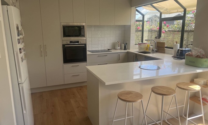 St. Heliers House | A family home away from home in the great city of Auckland