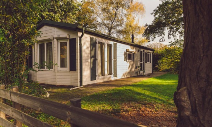 Zuna Cabin | A fine basic bungalow for the whole family!