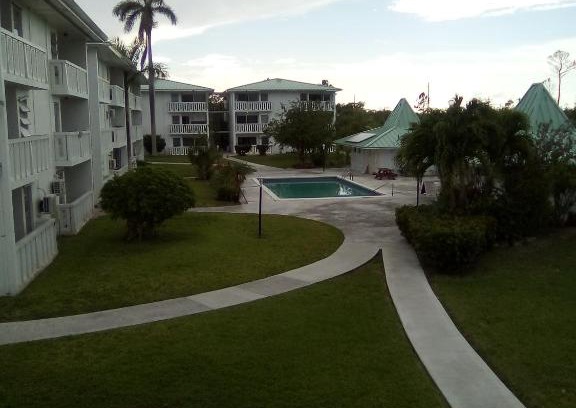 Bahamas Terrace Apartment | A Gated One bedroom apartment, five minutes away from beach,