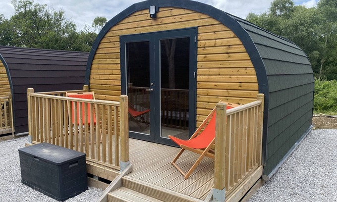 Abercwmboi Cabin | A glamping pod that sleeps 2 guests in 1 bedroom