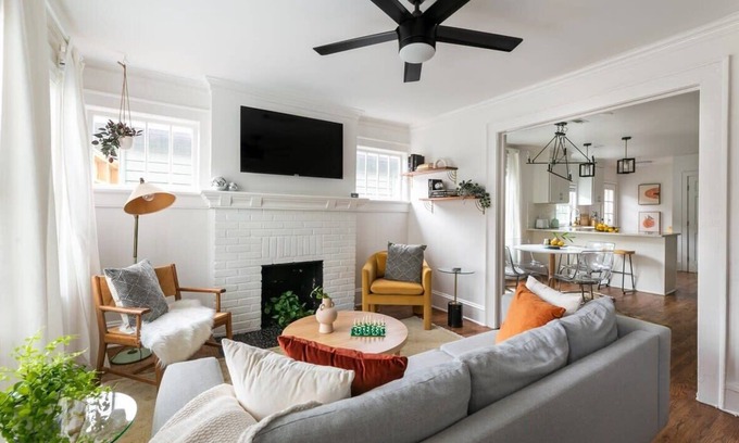 Reynoldstown Apartment | A Hard Day's Night by Minty Living