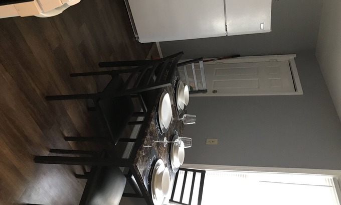 Payne - Phalen Apartment | A home away from home!